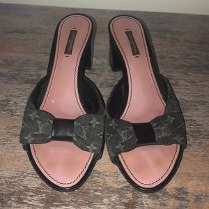 Louis Vuitton Monogram Bow Slides